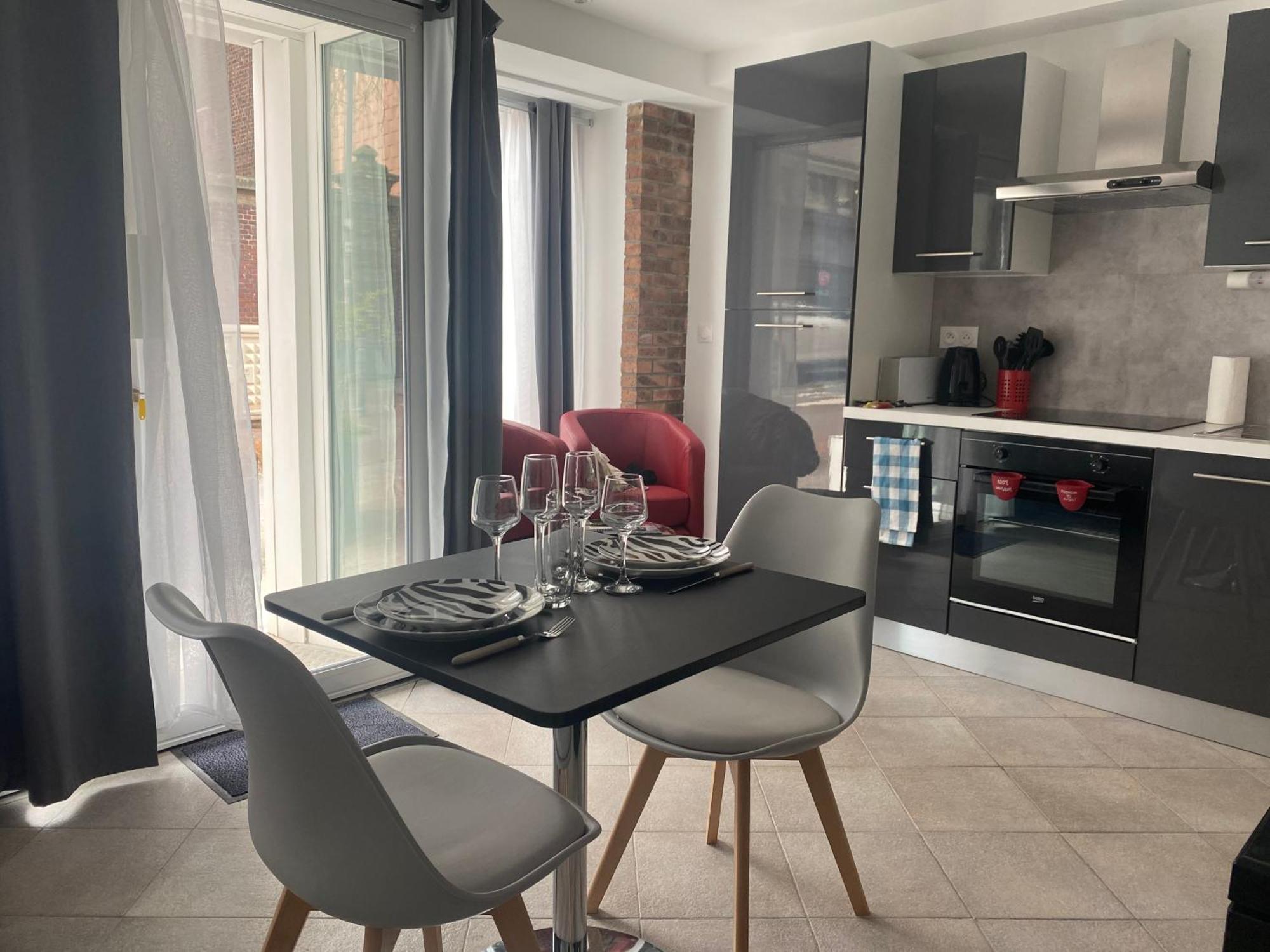 Superbe T1 Atypique - 007 Apartment