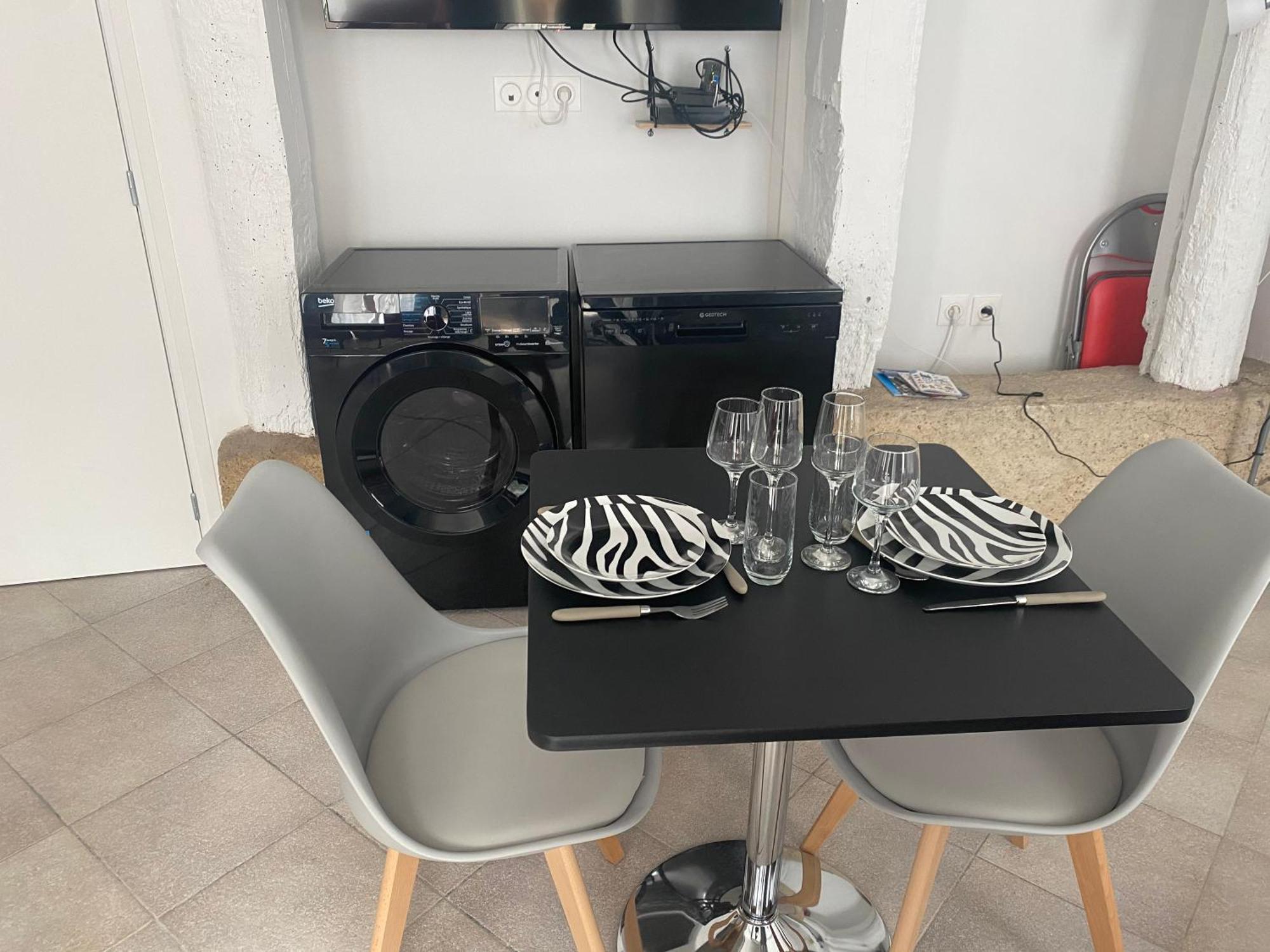 Superbe T1 Atypique - 007 Apartment